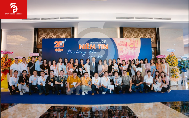 Kỷ niệm 20 năm thành lập