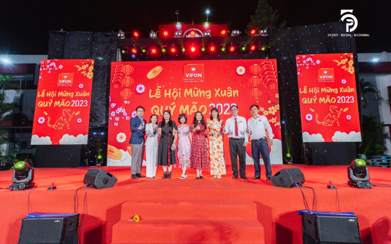 CHECKLIST TỔ CHỨC TIỆC TẤT NIÊN DOANH NGHIỆP CHUYÊN NGHIỆP TỪ A–Z